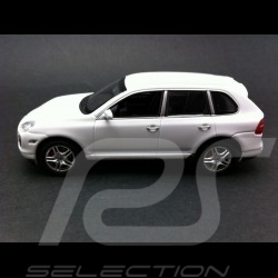 Porsche Cayenne turbo 2007 blanc 1/43 Minichamps 436066270