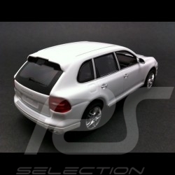 Porsche Cayenne turbo 2007 blanc 1/43 Minichamps 436066270