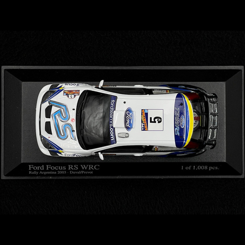 Ford Focus ST 2022 Métallique Blanc 1:43 Échelle IXO MOC334