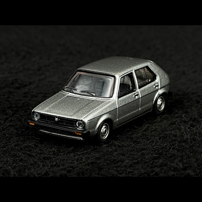 Volkswagen Golf I 1976 Silver 1/87 Schuco 452677600