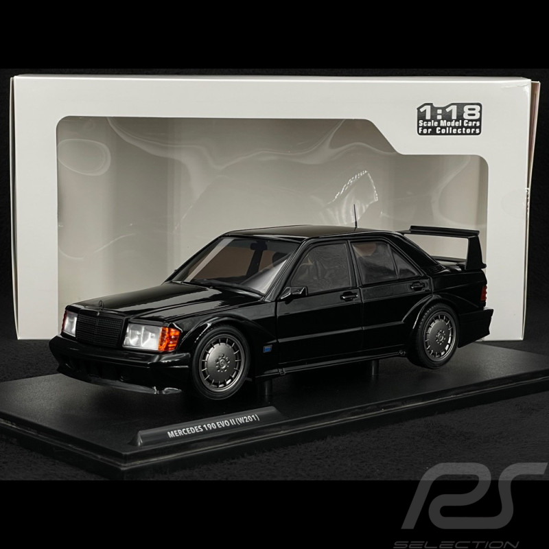 Mercedes-Benz 190 Evo II 1990 Black 1/18 Solido S1801012
