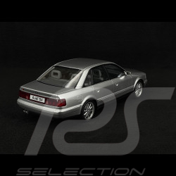 Audi S4 4.2 V8 1993 Crystal Silber 1/18 Ottomobile OT464