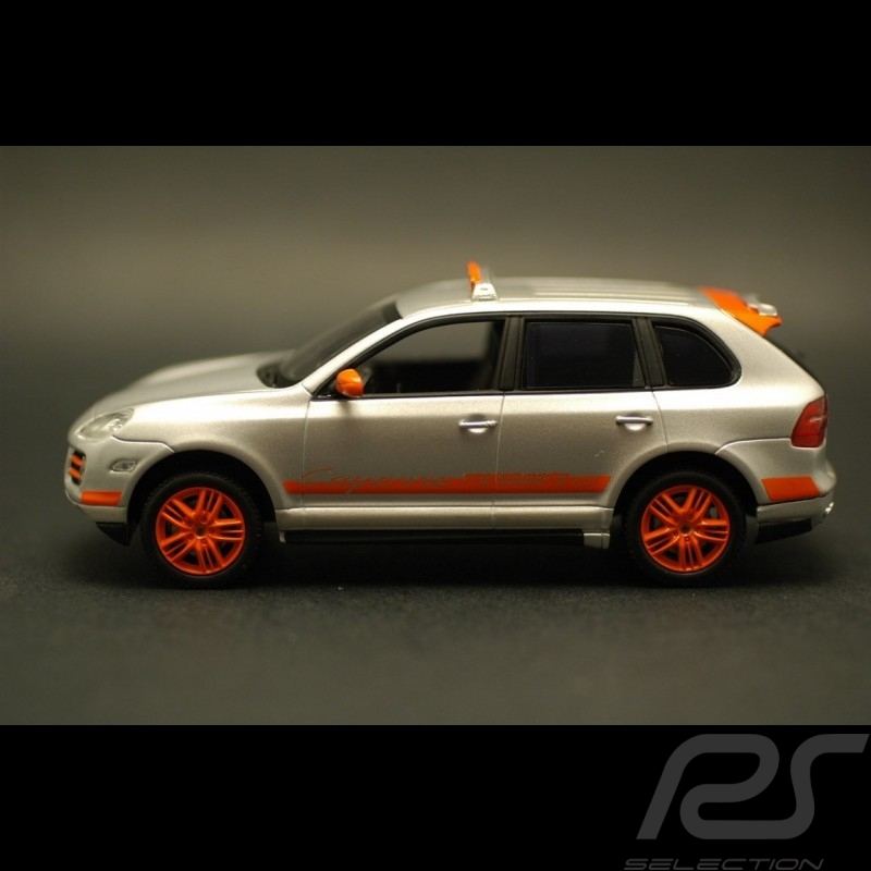 Porsche Cayenne Transsyberia 2007 argent Porsche Cayenne Transsyberia 2007 argent