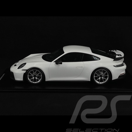 Porsche 911 GT3 Type 992 2021 Carrara White 1/12 Schuco 450047400