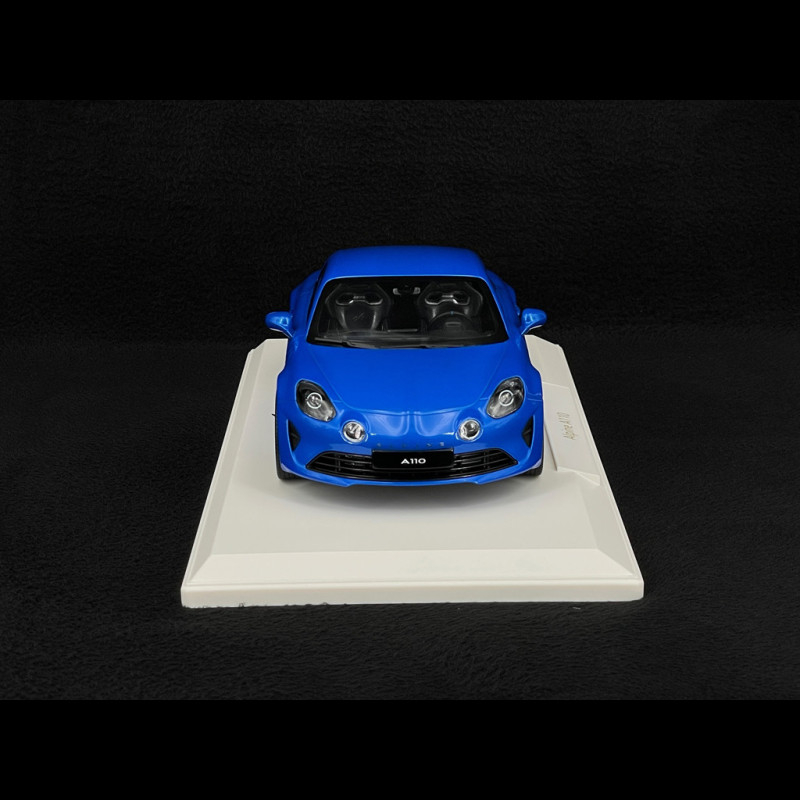 De 1:18 Diecast Modelauto van de Alpine A110 1600S uit 1972 in blauw