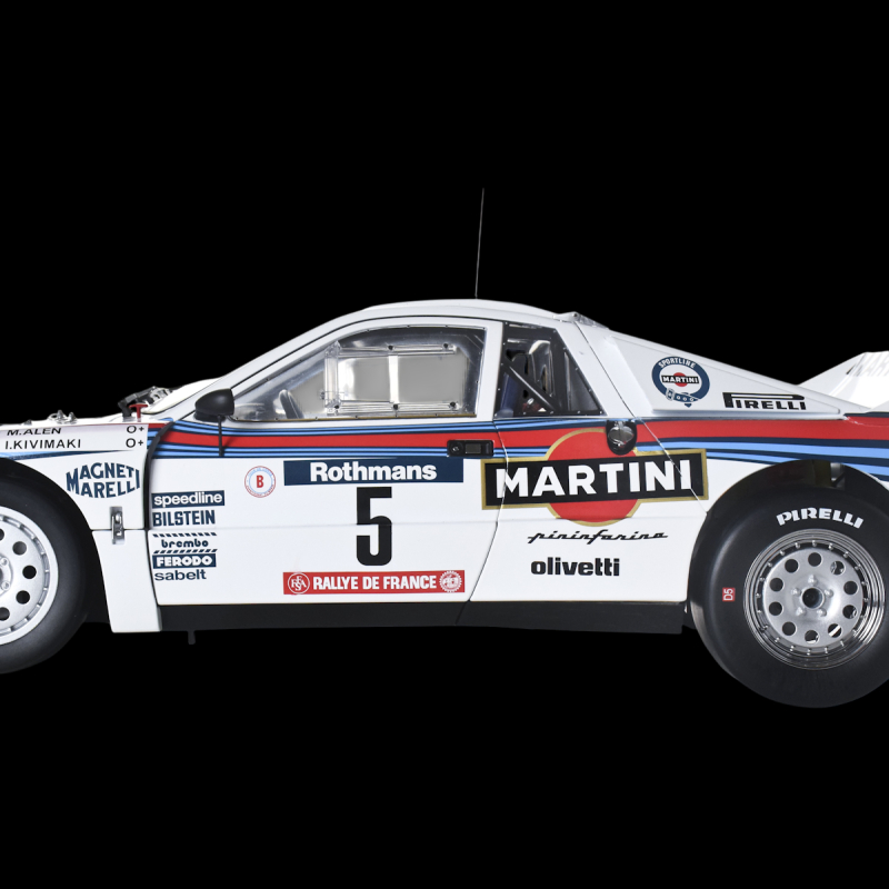 Kit Lancia 037 n° 5 1980 Rallye Martini Racing with Headlights and