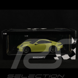 Porsche 911 Carrera Coupé Type 992.2 2024 Carthage Yellow Minichamps 155064021