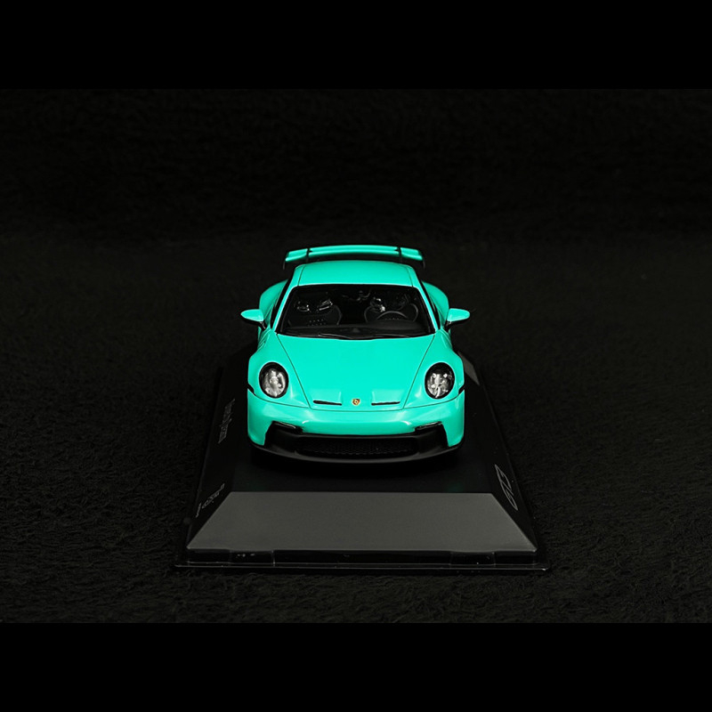 Porsche 911 GT3 Type 992 – Vert Python 1/8 💚 En édition limitée, découvrez sans attendre la Porsche 911 GT3 Type 992 2022 Vert Python à l'échelle 1/8ème de chez GT Spiri