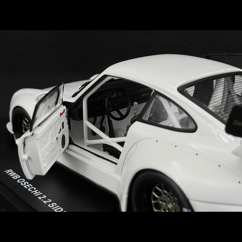 1/18 ポルシェ 911 (993) RWB Rauh-Welt ホワイト RWB 993 (White) | AUTOart