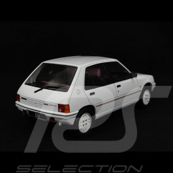 Peugeot 205 1984 Weiß 1/18 MCG MCG18493