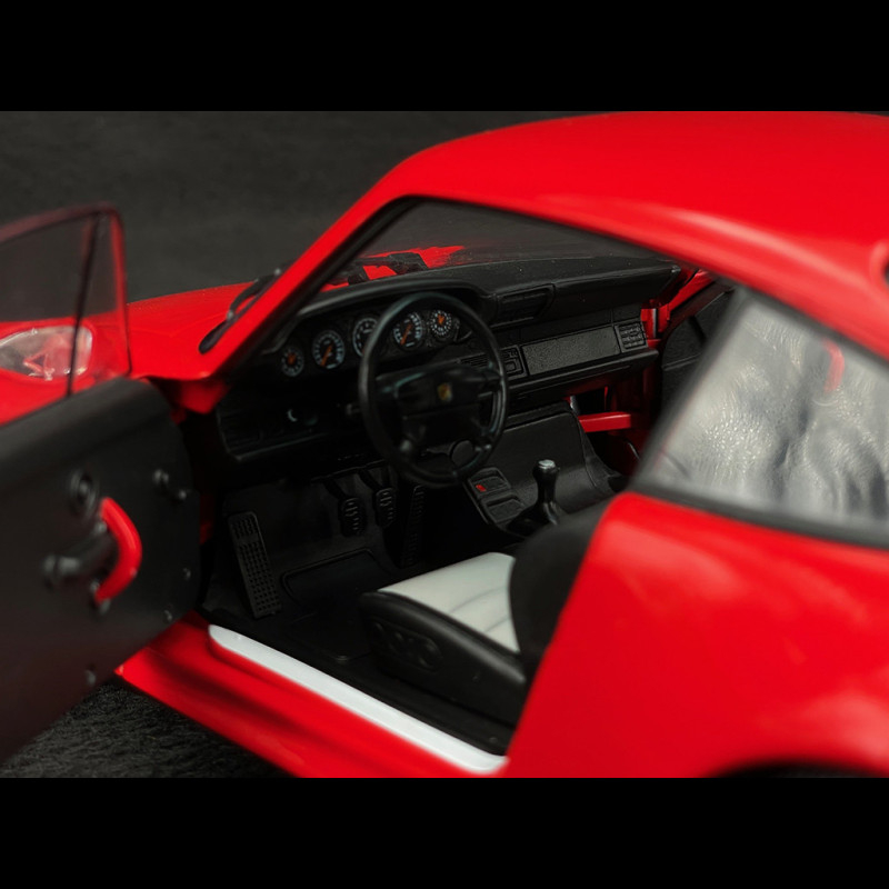 Porsche 911 (993) Turbo 1997 Rouge – Solido 1/18 S1810102