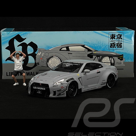 Nissan GT-R R35 W/Liberty Walk Body Kit 2.0 Fighter Livery 2024 Gris 1/18 Solido S1805821