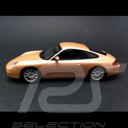 Porsche 996 Carrera 4 Coupé 2001 argent rosé 1/43 Minichamps 400061025 Porsche 996 Carrera 4 Coupé 2001 argent rosé 1/43 Minichamps 400061025