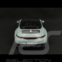 Porsche 911 Targa 4 GTS Hybrid Typ 922.2 2026 Shadegreen 1/18 Maisto M31470