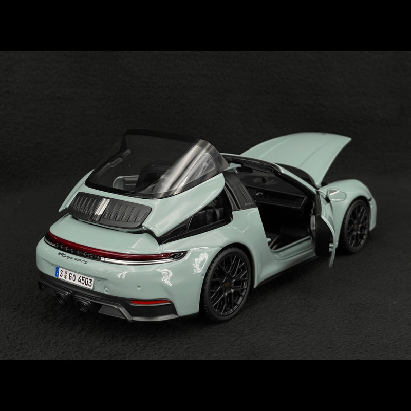 新品 Maisto 1/18 Porsche 911 Targa 4 GTS Maisto - Porsche 911 Targa 4 GTS Hybrid 2025, Escala 1:18, Modelo
