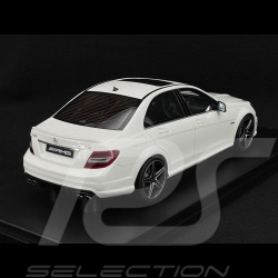Mercedes-Benz C63 AMG 2007 Blanc Diamant 1/18 GT Spirit GT928