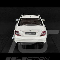 Mercedes-Benz C63 AMG 2007 Blanc Diamant 1/18 GT Spirit GT928