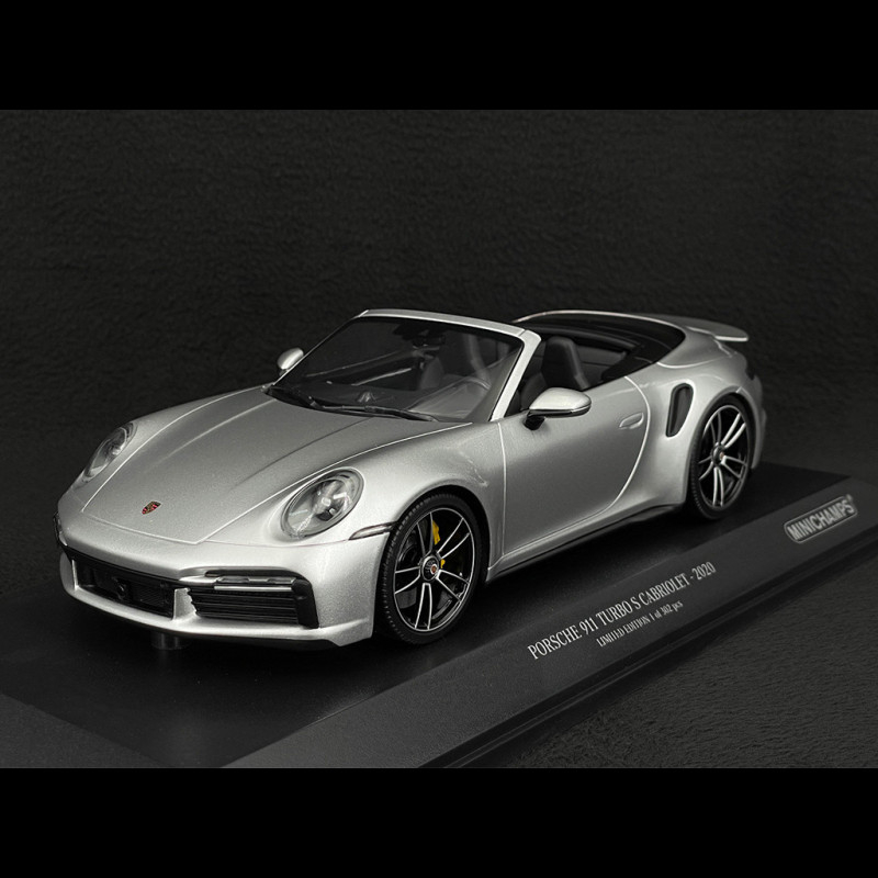 Porsche 911 Turbo S Cabriolet type 992 GT Silver 2020 1/18