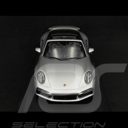 Porsche 911 Turbo S Cabriolet type 992 GT Silver 2020 1/18 Minichamps 155069081