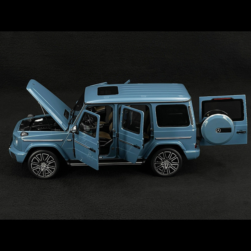 Mercedes-Benz G-Class 2024 Vintage Blue 1/18 Norev 183034