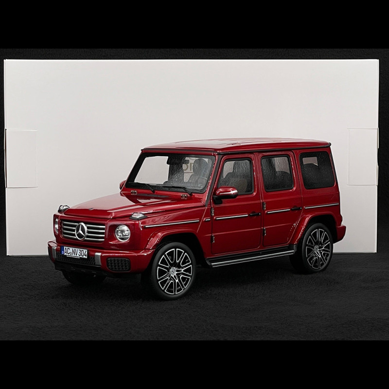 Mercedes-Benz G-Class 2024 Hyacinth Red 1/18 Norev 183037