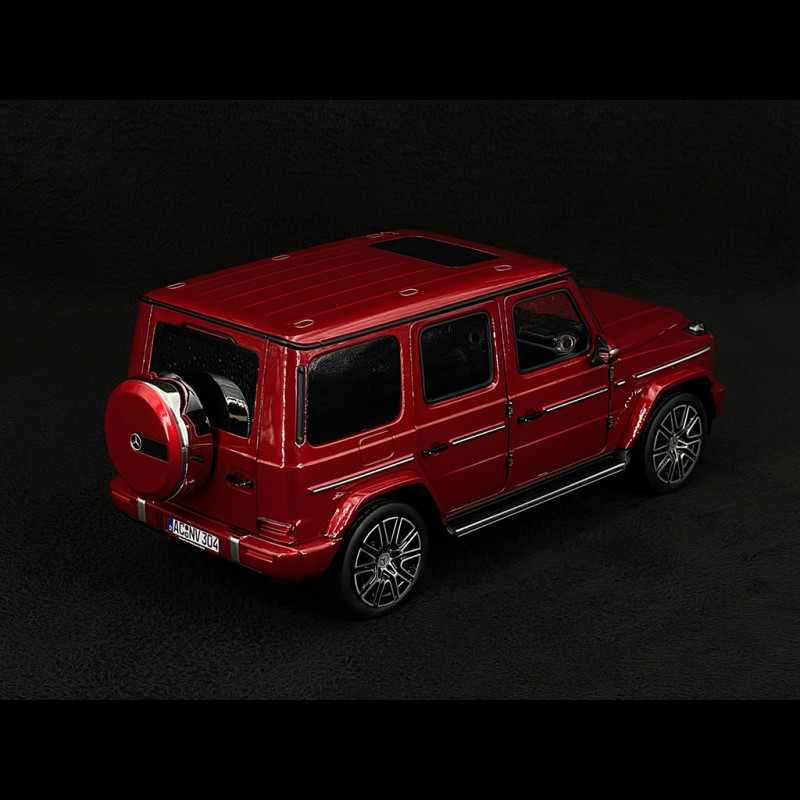 Mercedes-Benz G-Class 2024 Hyacinth Red 1/18 Norev 183037