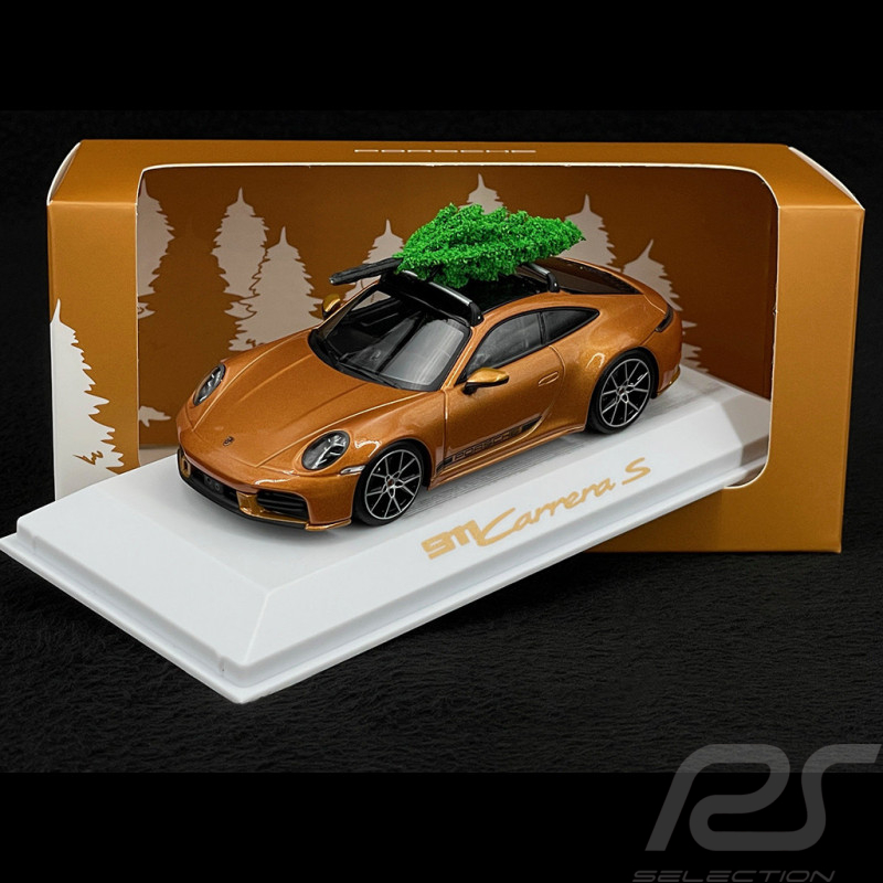 Porsche 911 Carrera S Type 922.2 2024 with Christmas tree Nordic Gold Metallic 1/43 Spark WAP0200230T911