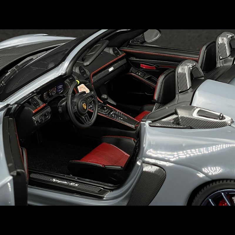 Porsche 718 Spyder RS Weissach Package 2024 Arctic Grey 1/18