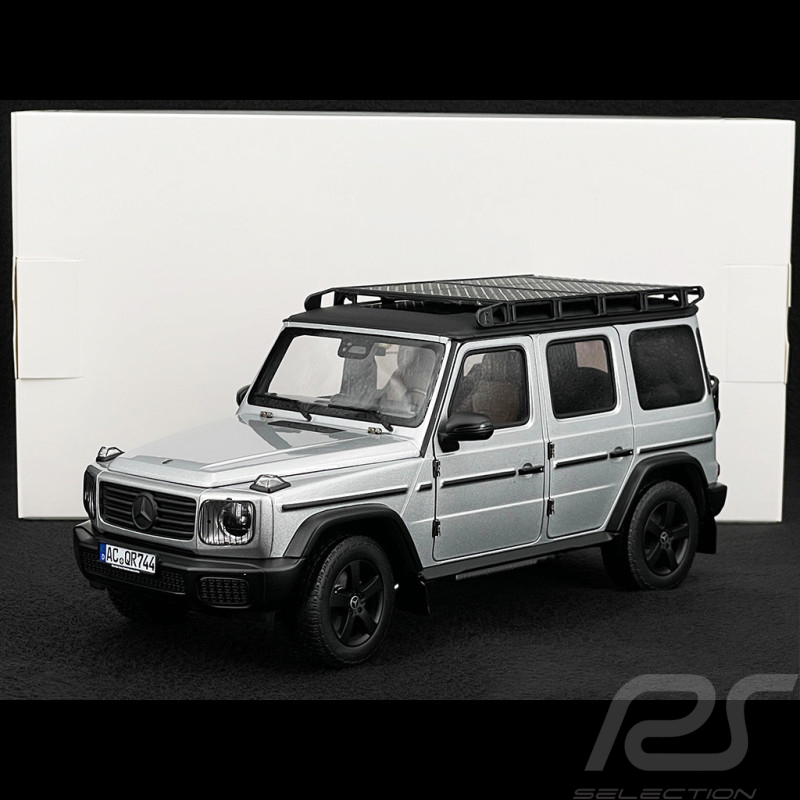 Mercedes-Benz G-Klasse 2024 Iridiumsilber 1/18 Norev 183030