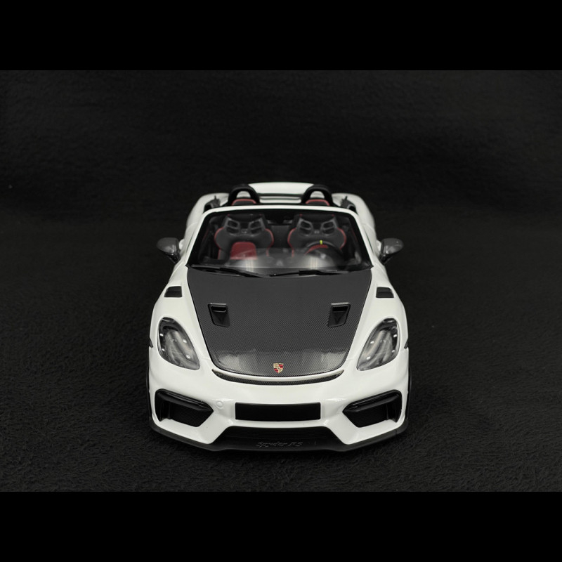 Porsche 718 Spyder RS Weissach Package 2024 White 1/18 Minichamps