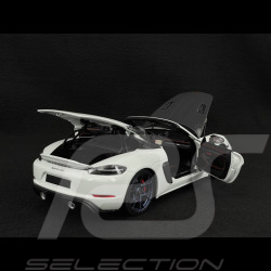 Porsche 718 Spyder RS Pack Weissach 2024 Blanc 1/18 Minichamps 110063131