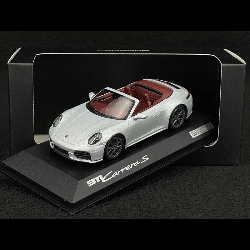 Porsche 911 Carrera S 1/43 シルバー
