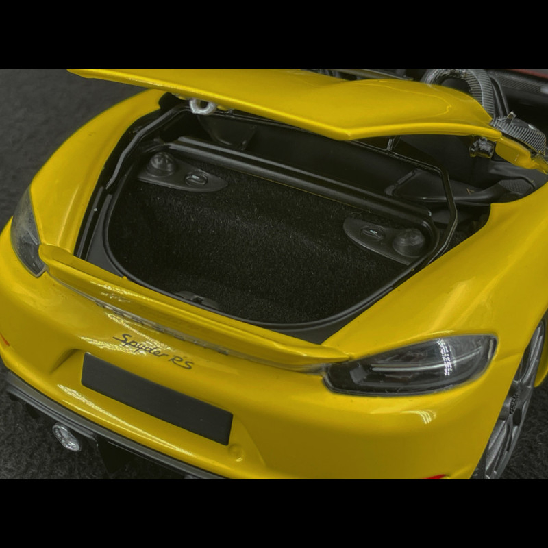 Porsche 718 Spyder RS Weissach Package 2024 Racing Yellow 1/18 ...