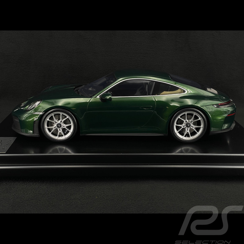 Porsche 911 GT3 Touring Typ 992 .2 2024 Eichegrün Neo Metallic 1/12 Spark WAP0235220TGT3