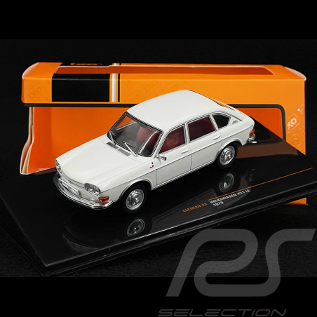 Volkswagen 411 LE 1970 White 1/43 Ixo CLC522