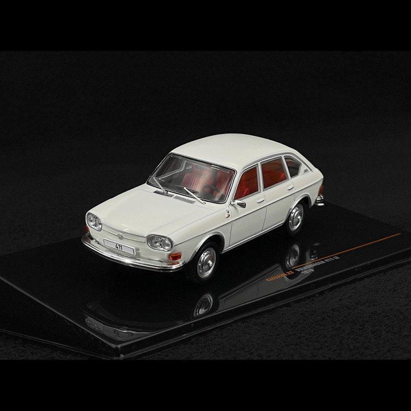 Miniature Ford Anglia Police Britannique 1963 – Ixo 1/43 – CLC111 – Métal