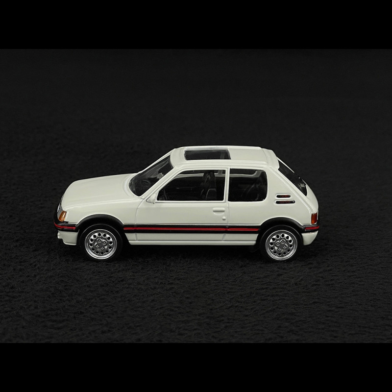 Voiture miniature PEUGEOT 205 GTI 1.6 115CH 1988 - NOREV - Blanc Meije - 1/18 métal