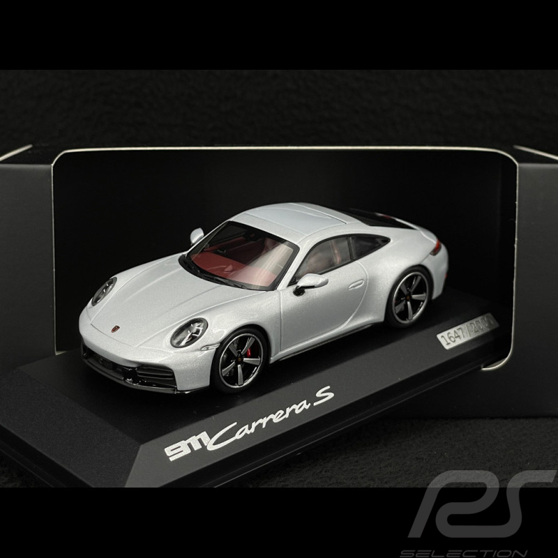 Porsche 911 Carrera S Typ 992.2 2024 Eisgrau Metallic 1/43 Minichamps WAP0200210T911