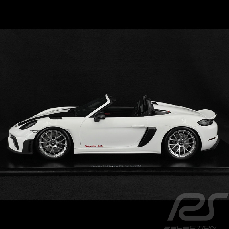 Porsche 718 Spyder RS Type 982 2023 White 1/12 Schuco 12U00012