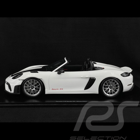 Porsche 718 Spyder RS Type 982 2023 White 1/12 Schuco 12U00012