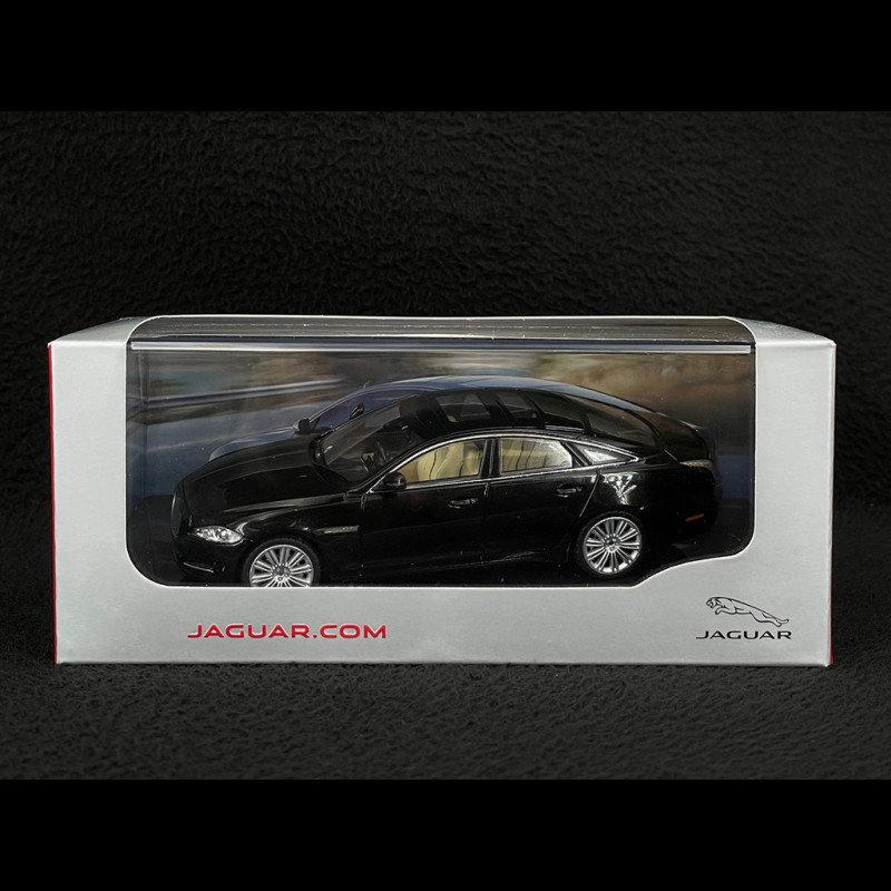 IXO 1:43 Jaguar XJ Metallic Amethyst Black Diecast Model - With Case & Stand - Cracked Case