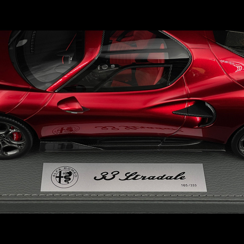 1/18 BBRアルファロメオ33ストラダーレRosso Villa DEste Alfa Romeo 33 Stradale BBR 1/18 P18264A | Exclusive Car Models