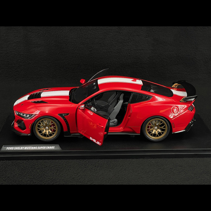 1:18 Shelby Mustang Super Snake Race Red 2025 – Miniature De Collection