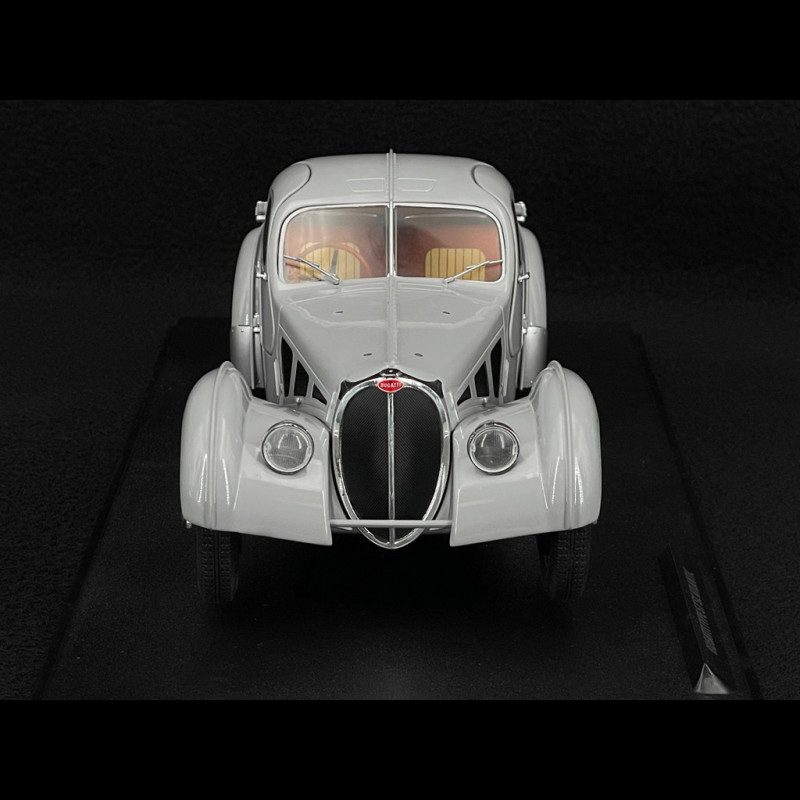 Bugatti Atlantic Type 57 SC 1937 Mat Grey 1/18 Solido S1802106