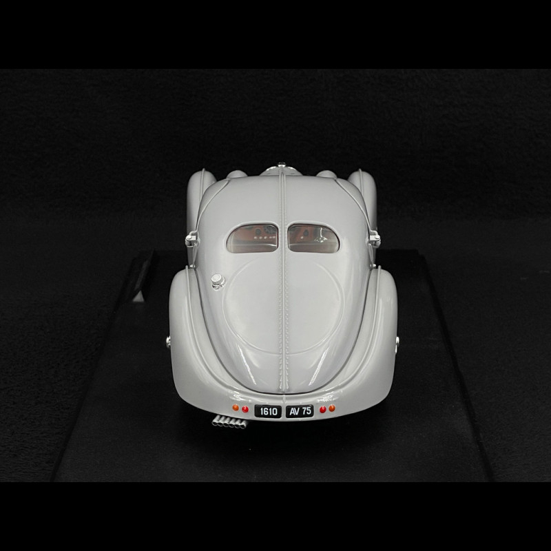 Bugatti Atlantic Type 57 SC 1937 Mat Grey 1/18 Solido S1802106