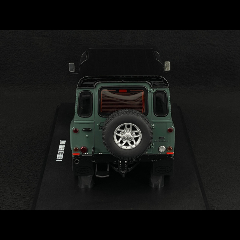 Miniature Land Rover Defender 3 Station Wagon 2016 - GT Spirit 1:18 - Vert Keswick - Résine - Neuf En Boîte