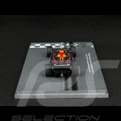 Max Verstappen Red Bull RB20 n° 1 Vainqueur Championnat du Monde 2024 F1 + Pit Board 1/43 Spark S9547