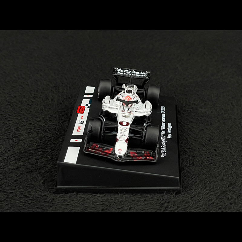 Max Verstappen Red Bull RB21 n° 1 Winner Japanese GP 2025 F1 1/64