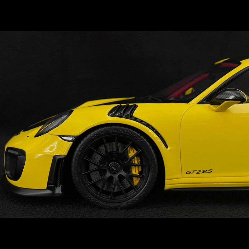 Porsche 911 GT2 RS Type 991.2 Weissach Package 2018 Racing Yellow