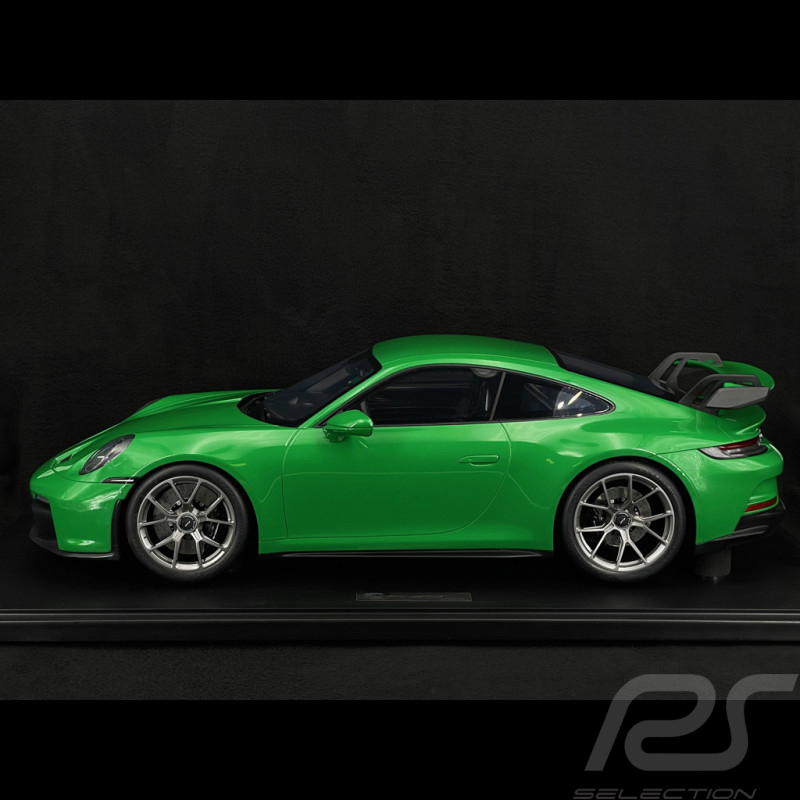 Porsche 911 GT3 Typ 992 2022 Python Grün 1/8 GT Spirit GTS801601